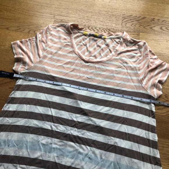 Anthropologie Little Yellow Button Asymmetrical Top Size XS - Picture 7 of 8